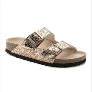Metallic Stones Copper Birkenstock’s